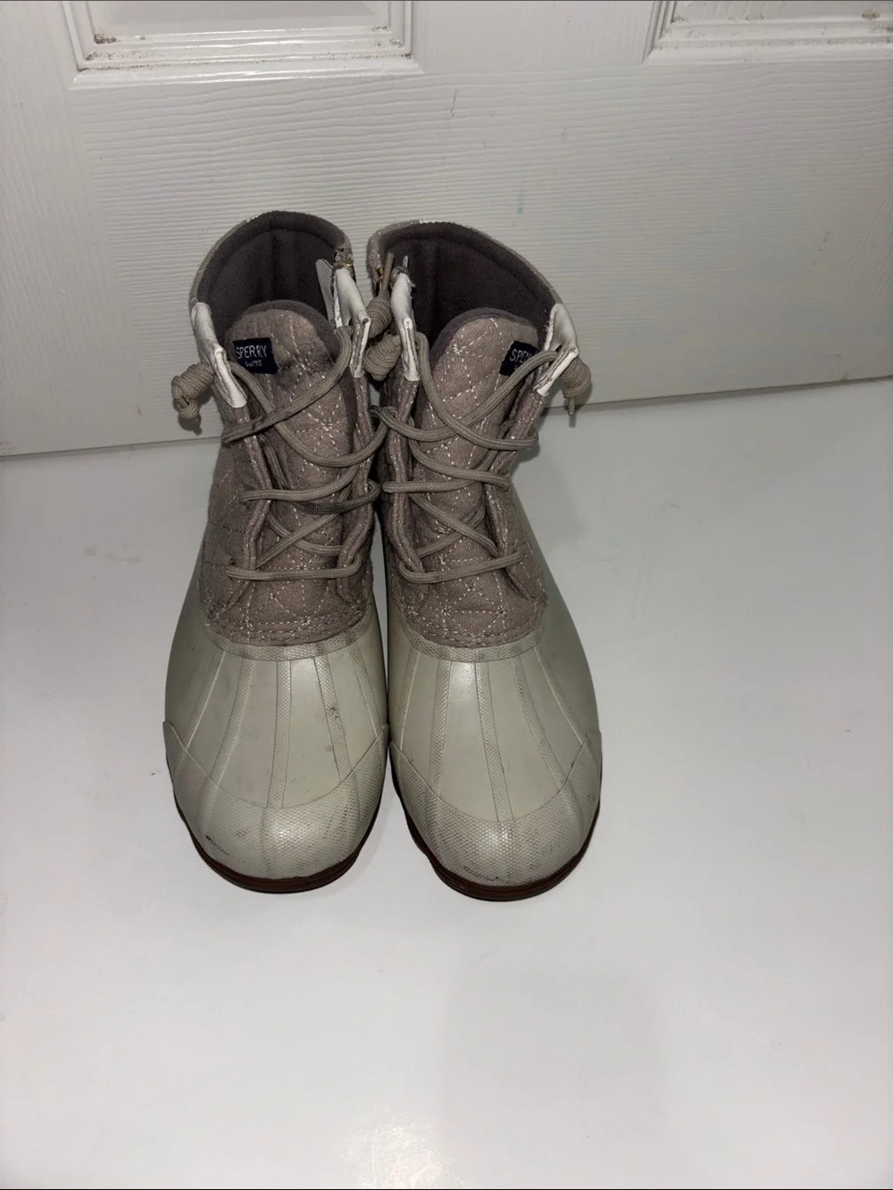 Sperry Women's Light Gray Quilted Waterproof Duck Boots